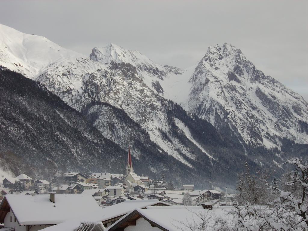 Burgerhof Villa Pettneu am Arlberg Bagian luar foto