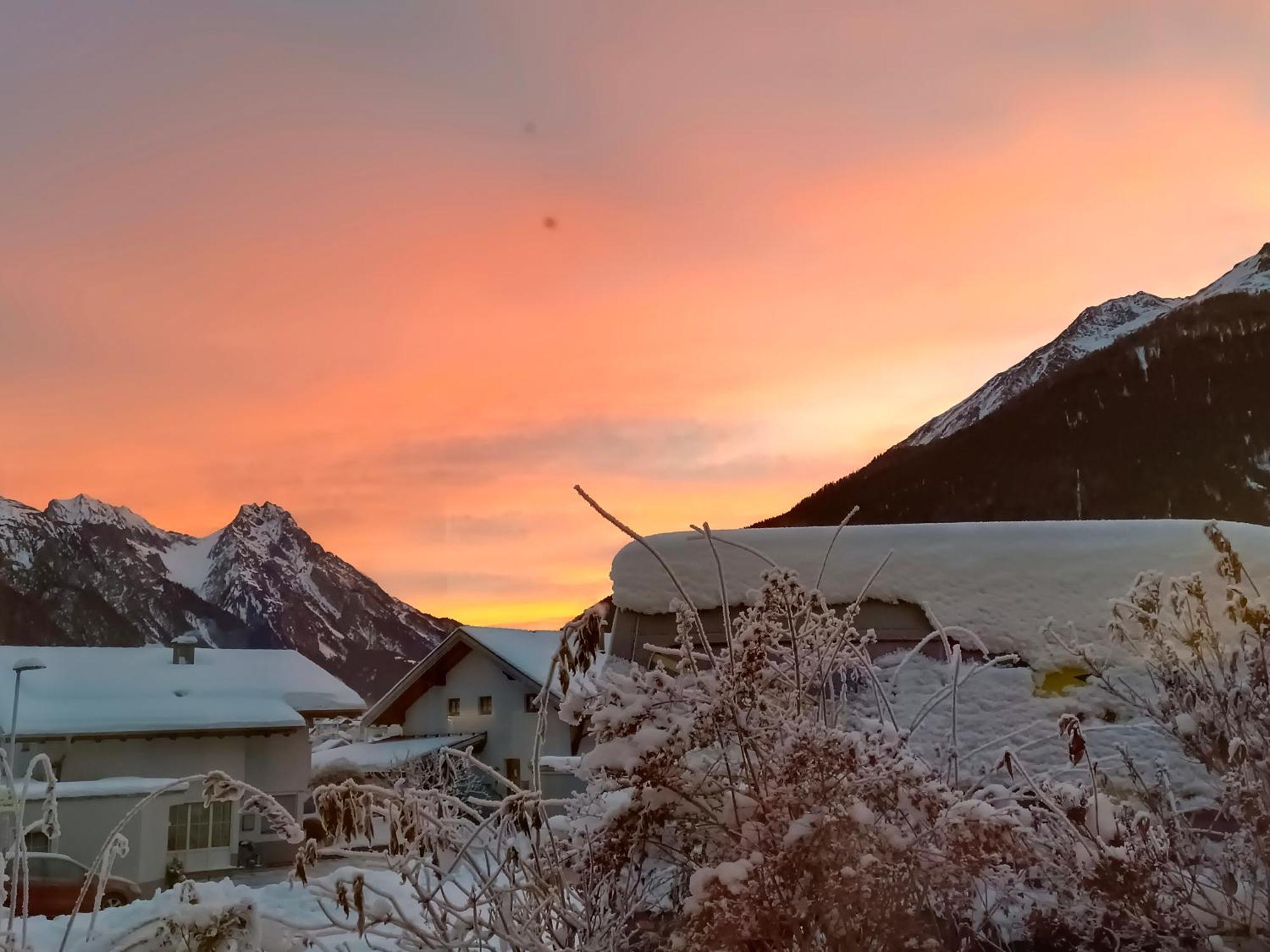 Burgerhof Villa Pettneu am Arlberg Bagian luar foto